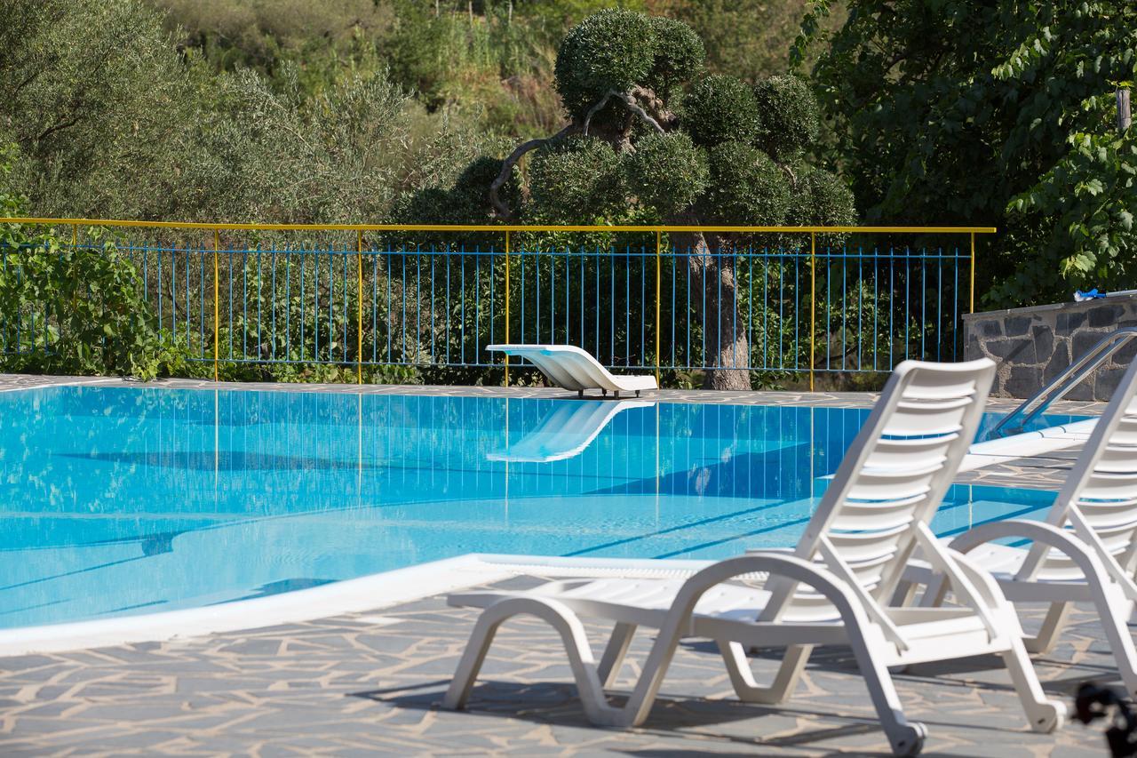 Sant'Angelo di BroloTurismo Rurale Il Sole别墅 外观 照片