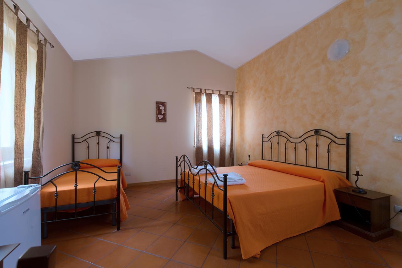Sant'Angelo di BroloTurismo Rurale Il Sole别墅 客房 照片